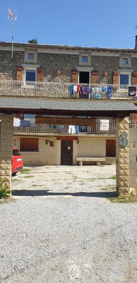 Studio Montagne Cerdagne A ساياغوز المظهر الخارجي الصورة